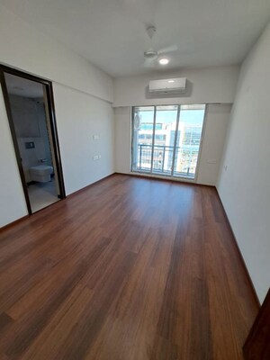 Room in 2.5 BHK Apartment at Dheeraj Insignia, Bandra East – for Rent