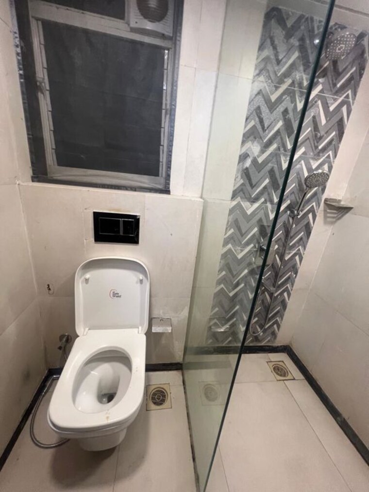 Bathroom, dheeraj-insignia 3 Bedroom 1600 Sq.Ft. Apartment In Bandra East Mumbai 10509091
