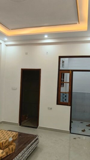 Room in 3 BHK Independent House at Deva Road – for Sale