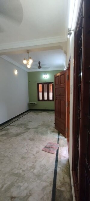 Room in 3 BHK Independent House at Banu Nagar – for Rent