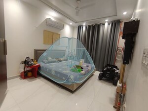 Team Area in 3 BHK Builder Floor at DLF Atria, Dlf Phase ii – for Rent