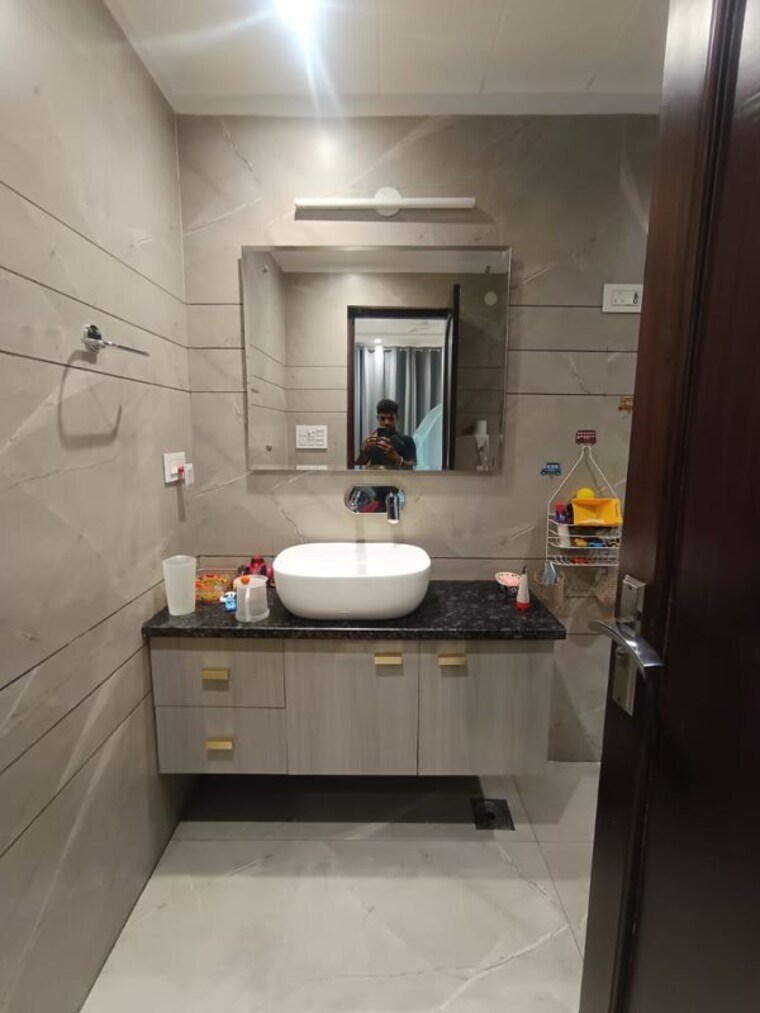 Kitchen, dlf-atria 3 Bedroom 316 Sq.Yd. Builder Floor In Dlf Phase ii Gurgaon 10509153