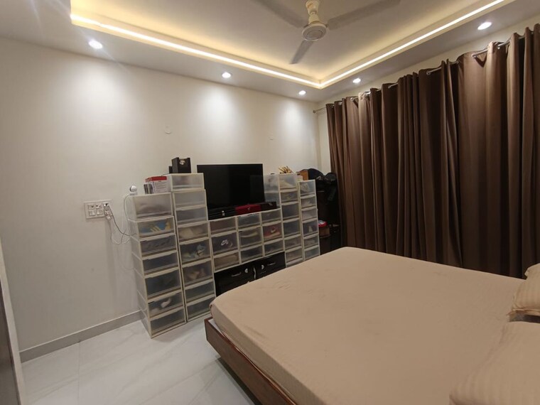 Living Room, dlf-atria 3 Bedroom 316 Sq.Yd. Builder Floor In Dlf Phase ii Gurgaon 10509153