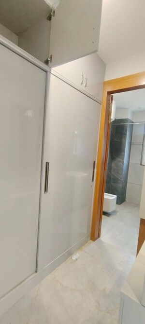 Building Lobby in 3 BHK Builder Floor at Dharam Colony – for Rent