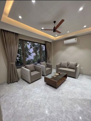 Living Room in 2 BHK Builder Floor at Sector 52 – for Rent