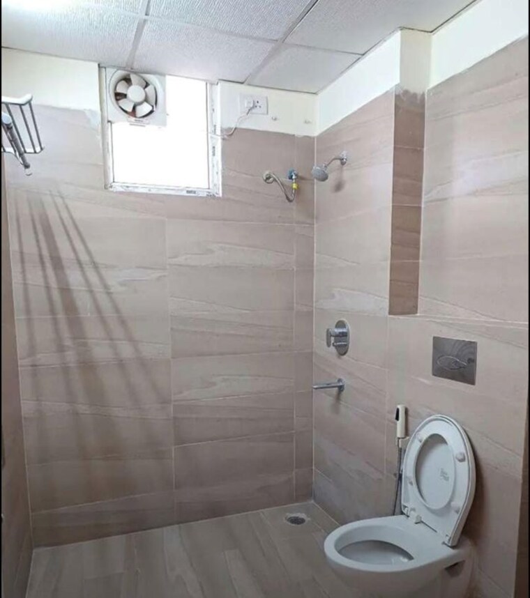Bathroom, alliance-the-eminence 4 Bedroom 1600 Sq.Ft. Apartment In Singhpura Zirakpur 10509163