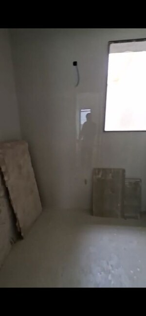 Room in 4 BHK Builder Floor at Sector 14 – for Rent