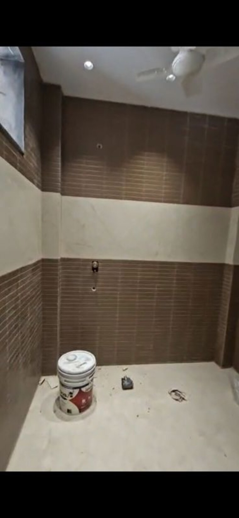 Bathroom, parklands 3 Bedroom 2250 Sq.Ft. Builder Floor In Sector 85 Faridabad 10509224