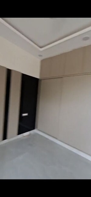 Room in 3 BHK Builder Floor at Parklands, Sector 85 – for Rent