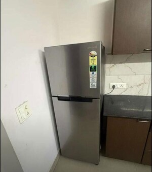 Furnished Amenities in 2 BHK Apartment at Motia Royal Citi Apartments, Ghazipur – for Rent