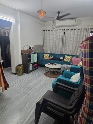 1 BHK Apartment For Rent in Silver Avenue, Santacruz East