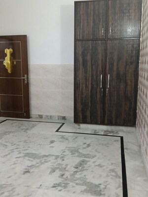 Room in 2 BHK Villa at Sector 23 – for Rent