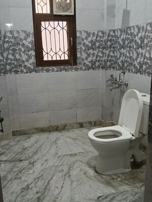 Bathroom in 2 BHK Villa at Sector 23 – for Rent