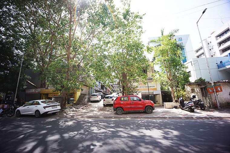 Exterior View, ashram road Commercial Office Space 400 Sq.Ft. In Ashram Road Ahmedabad 10509304