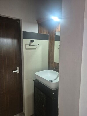 Bathroom in 4 BHK Independent House at Palakkal – for Sale