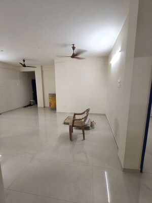 Room in 3 BHK Apartment at Abhay CHS, Vashi Sector 29 – for Rent