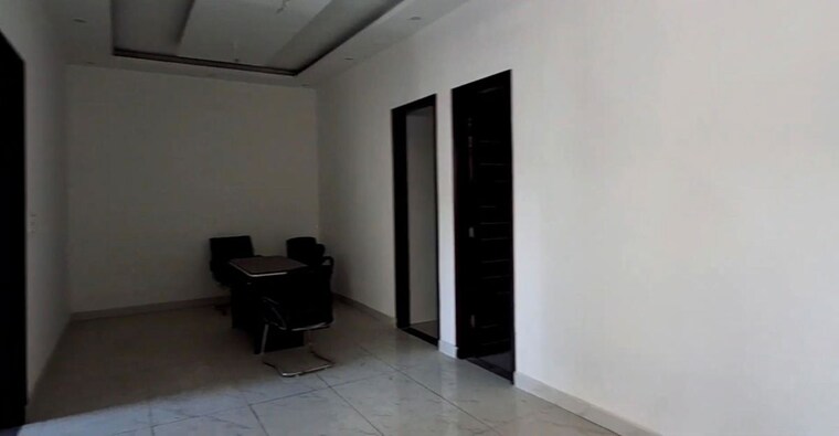 Room, alaknanda-maxxus-eden-estate 2 Bedroom 125 Sq.Yd. Independent House In Ghazipur Zirakpur 10509339