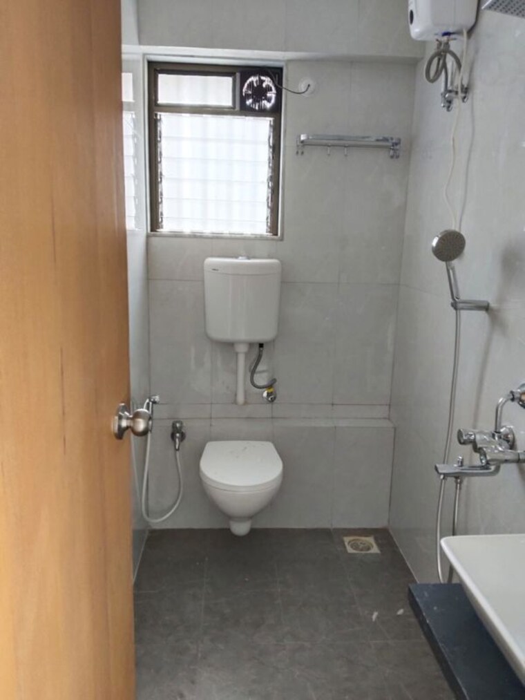 Bathroom, atmiya-centria 2 Bedroom 760 Sq.Ft. Apartment In Santacruz East Mumbai 10509325