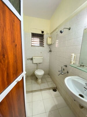 Bathroom in 2 BHK Apartment at Anita Building Kandivali, Kandivali East – for Rent