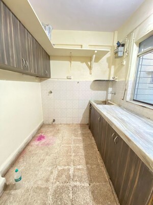 Kitchen in 2 BHK Apartment at Anita Building Kandivali, Kandivali East – for Rent