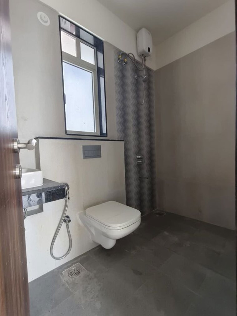 Bathroom, sheth-avante 2 Bedroom 740 Sq.Ft. Apartment In Kanjurmarg West Mumbai 10509360