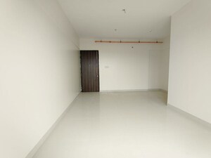 Room in 2 BHK Apartment at Sheth Avante, Kanjurmarg West – for Rent