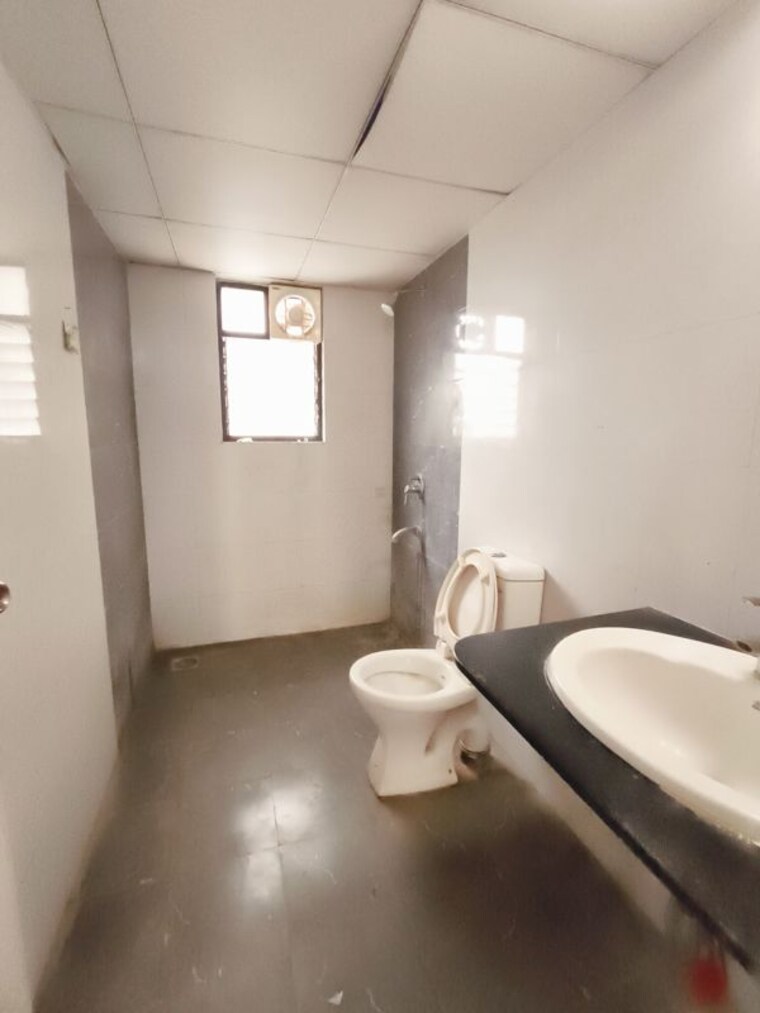 Bathroom, kolte-patil-margosa-heights 2 Bedroom 1180 Sq.Ft. Apartment In Mohammadwadi Pune 10506141