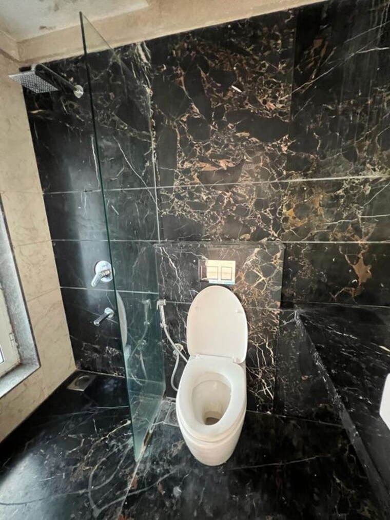 Bathroom, kabra-centroid 2 Bedroom 700 Sq.Ft. Apartment In Santacruz East Mumbai 10509382