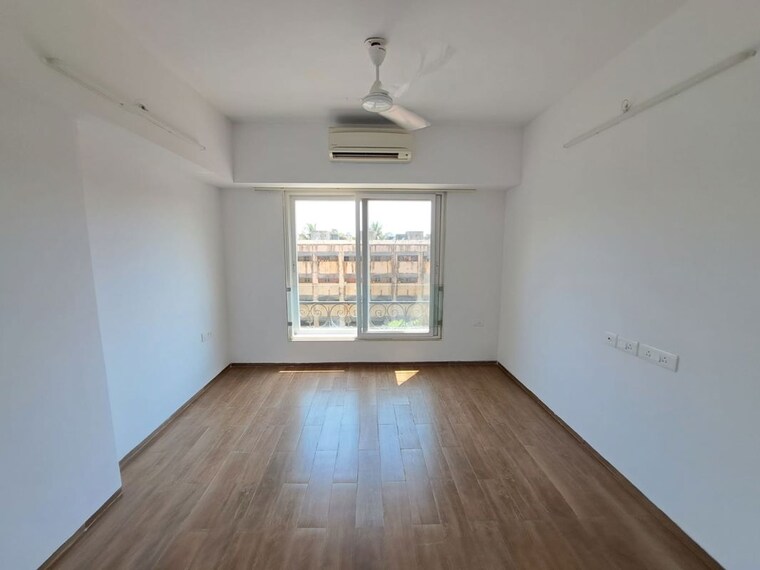 Room, kanakia-paris 2.5 Bedroom 1000 Sq.Ft. Apartment In Bandra East Mumbai 10509376
