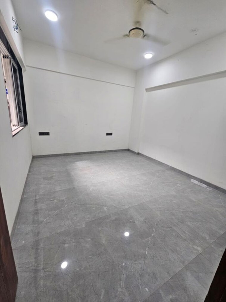 Bedroom, sanghvi-infenia 3 Bedroom 1000 Sq.Ft. Apartment In Santacruz East Mumbai 10509423