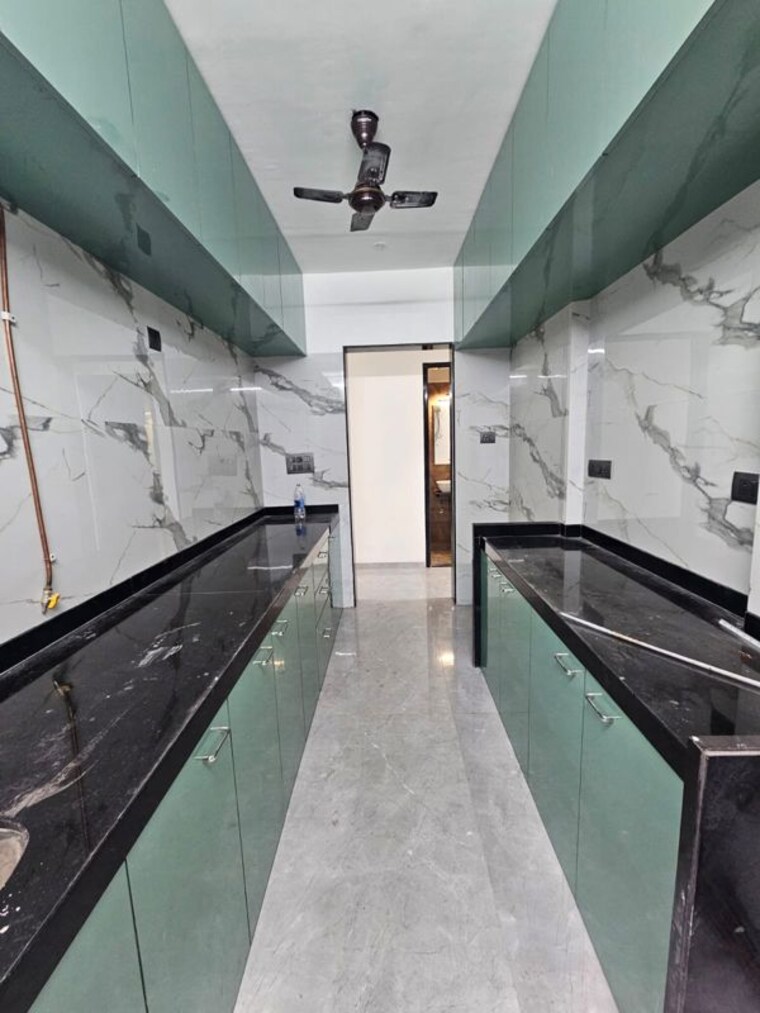 Kitchen, sanghvi-infenia 3 Bedroom 1000 Sq.Ft. Apartment In Santacruz East Mumbai 10509423