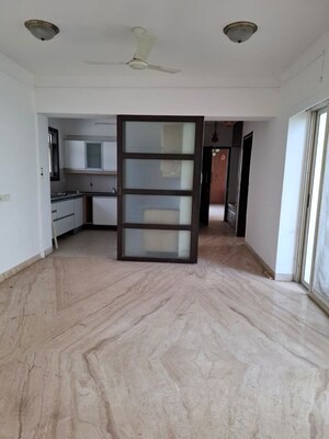 Room in 2 BHK Apartment at Parmar Garden, Wanwadi – for Rent