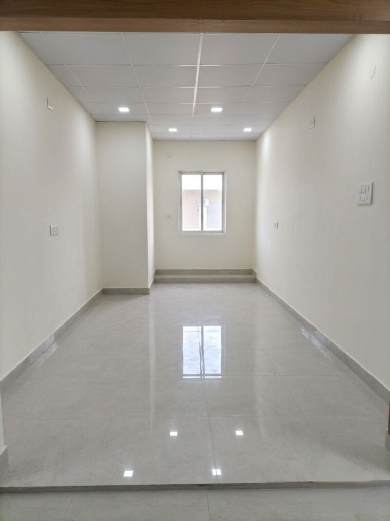 undefined, sushant golf city Commercial Office Space 160 Sq.Ft. In Sushant Golf City Lucknow 10509492