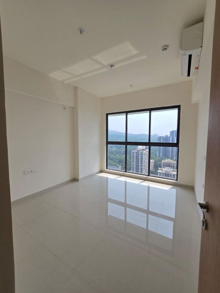 Room, lodha-woods 3.5 Bedroom 1100 Sq.Ft. Apartment In Kandivali East Mumbai 10509484