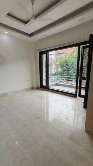 Room in 2 BHK Builder Floor at Indira Colony – for Rent