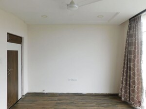 Room in 4 BHK Builder Floor at Aditya Mansion Jubilee Hills, Jubilee Hills – for Rent
