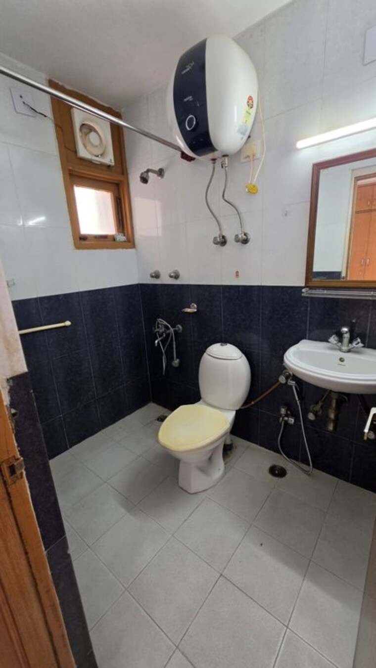 Team Area, dwarka 3 Bedroom 1900 Sq.Ft. Apartment In Dwarka Delhi 10509554