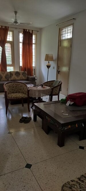 Living Room in 2 BHK Builder Floor at Unitech South City II, Sector 50 – for Sale