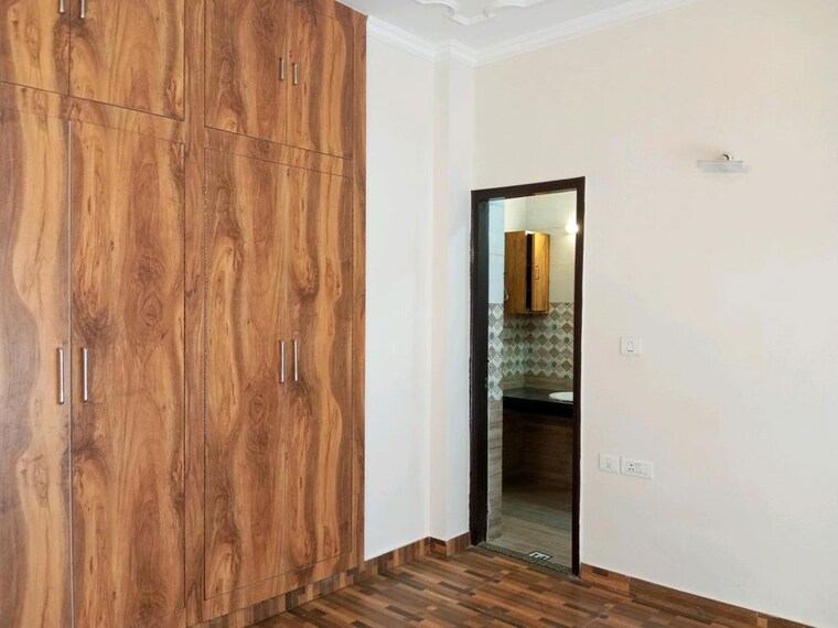 Room, unitech-south-city-ii 2 Bedroom 180 Sq.Yd. Builder Floor In Sector 50 Gurgaon 10450266