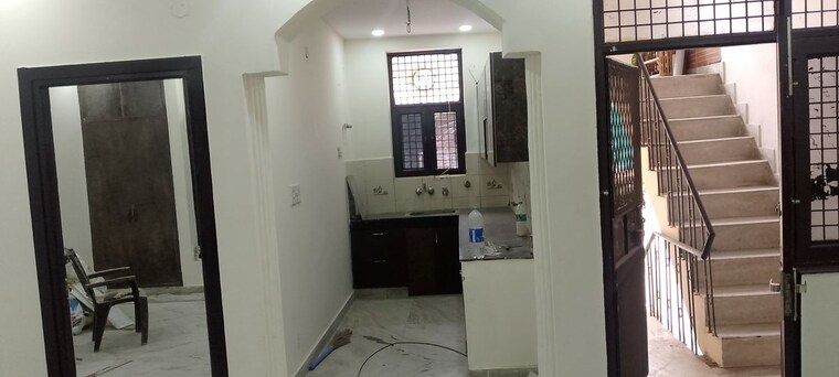 Team Area, spring field colony 3.5 Bedroom 200 Sq.Ft. Builder Floor In Spring Field Colony Faridabad 10509580