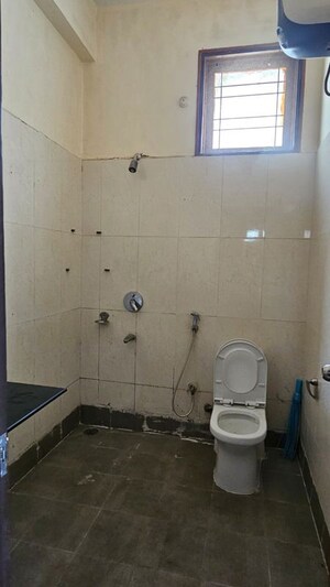 Bathroom in 4 BHK Apartment at Balaji Nest Kukatpally, Kukatpally – for Rent