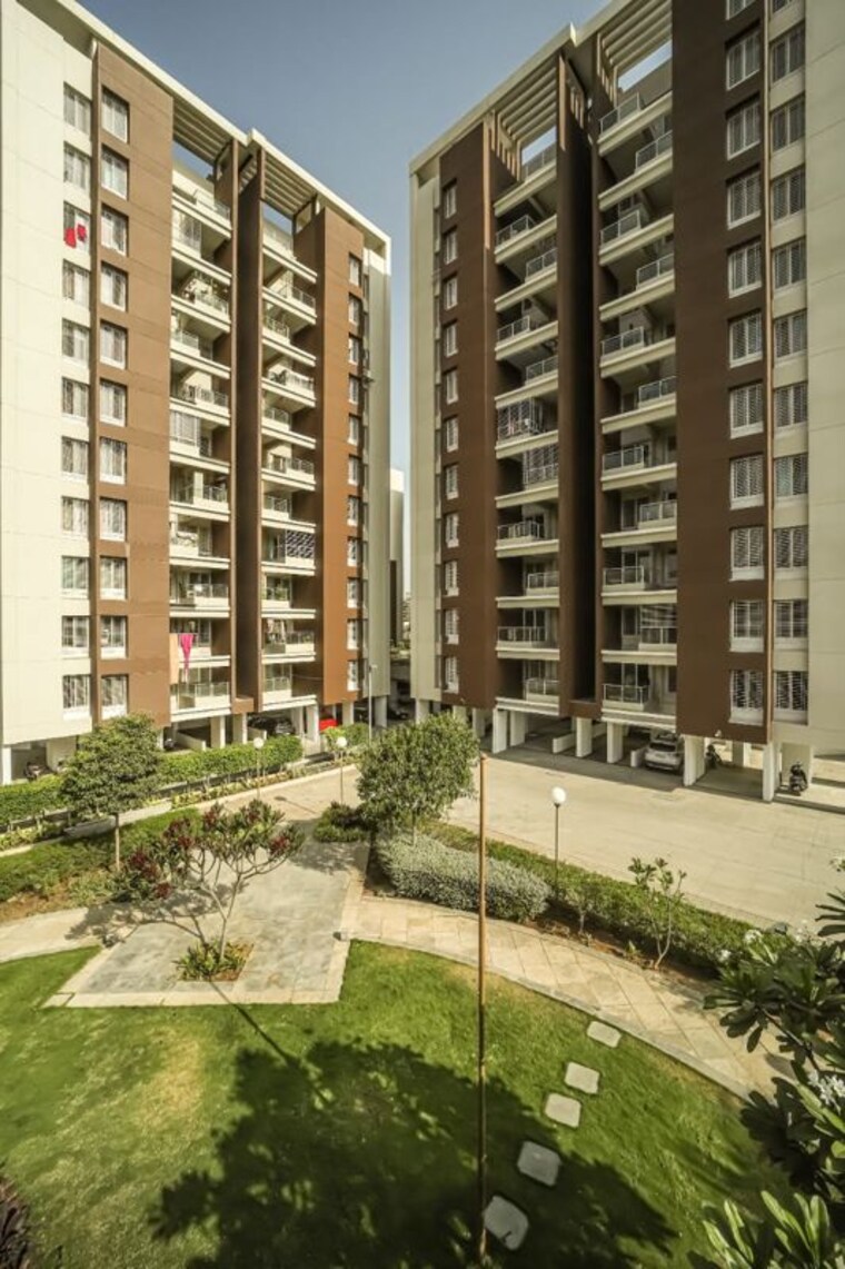 Exterior View, arv-new-town 2 Bedroom 680 Sq.Ft. Apartment In Pisoli Pune 10021361