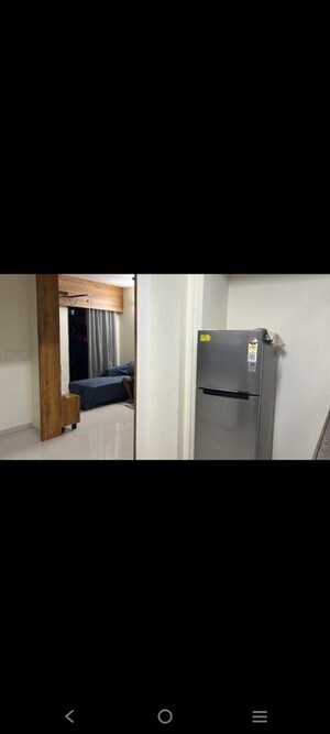 Room in 3 BHK Apartment at Shilp Ananta, Shela – for Rent