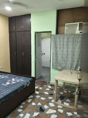Team Area in 1 BHK Independent House at RWA Apartments Sector 52, Sector 52 – for Rent