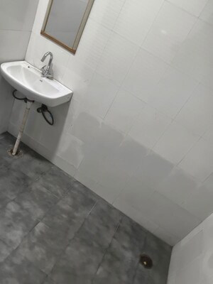 Bathroom in 1 BHK Independent House at RWA Apartments Sector 52, Sector 52 – for Rent