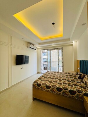Bedroom in 1 BHK Builder Floor at Sector 57 – for Rent