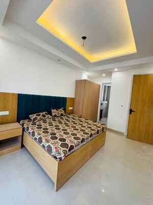 Bedroom in 1 BHK Builder Floor at Sector 57 – for Rent