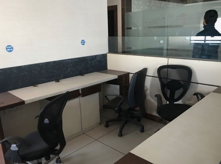 Team Area, garnet-paladium Commercial Office Space 1090 Sq.Ft. In Goregaon East Mumbai 10509675