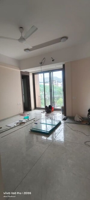 Room in 4 BHK Apartment at Jawle – for Rent