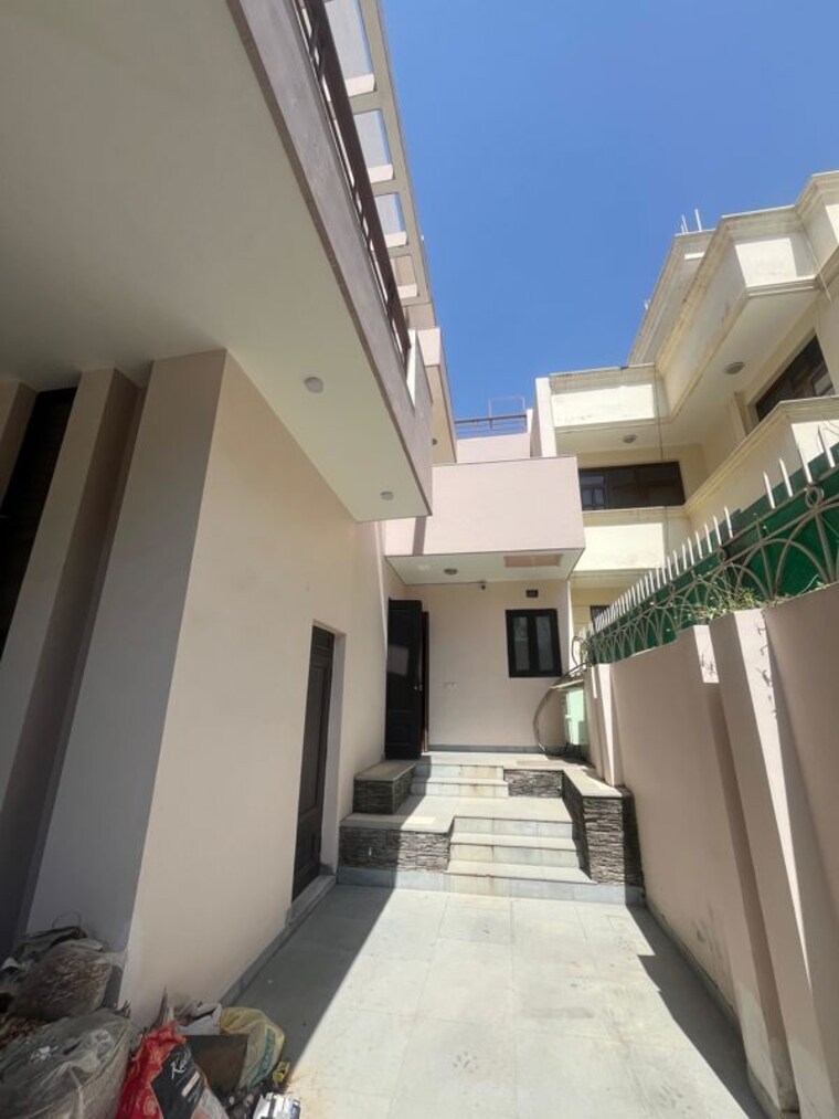 undefined, dlf phase i 5 Bedroom 500 Sq.Yd. Independent House In Dlf Phase I Gurgaon 10509602